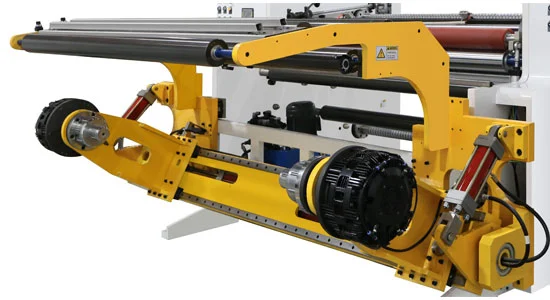 带摩擦轴的HCH2-650高速分切机